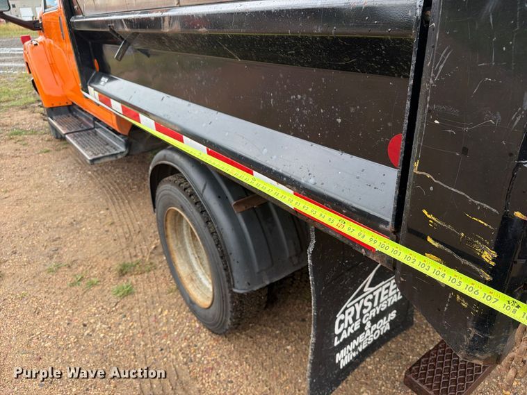 image for item FT8053 2004 Chevrolet C4500 dump truck