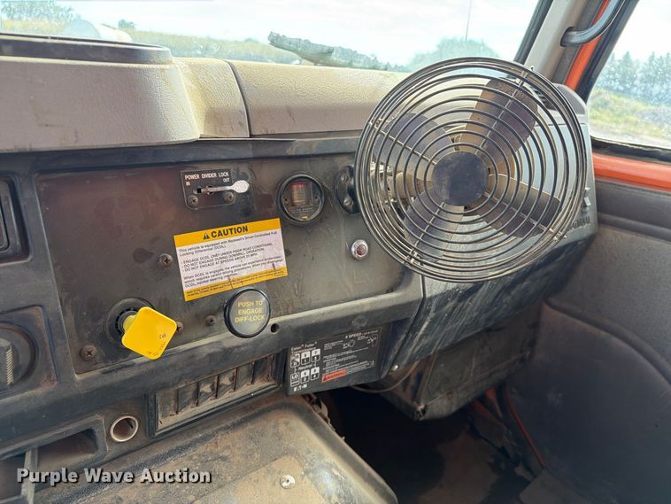 image for item FT8054 2000 International F-2574 dump truck