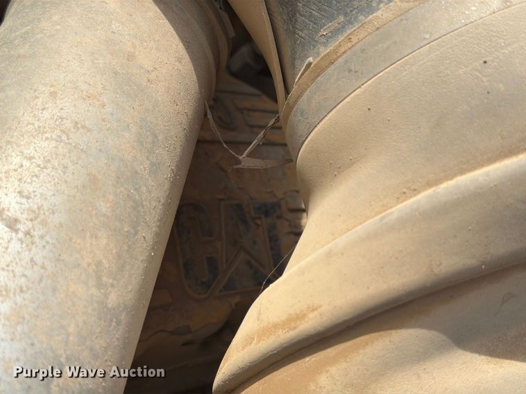 image for item FT8054 2000 International F-2574 dump truck
