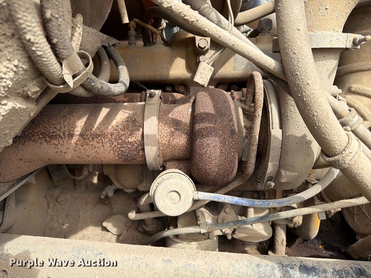 image for item FT8054 2000 International F-2574 dump truck