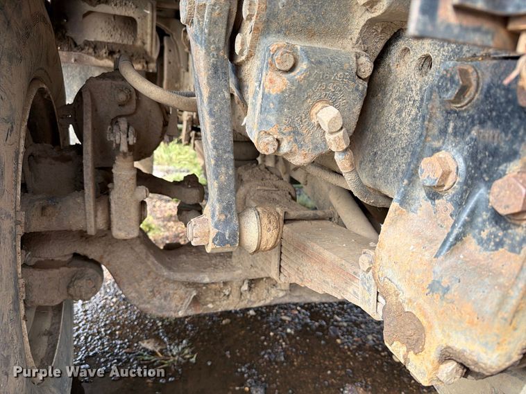 image for item FT8054 2000 International F-2574 dump truck