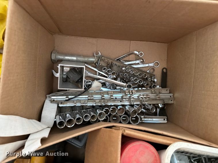 image for item FT8055 Shop tools