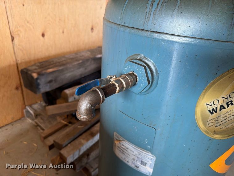 image for item FT8056 C-Aire A050V060-1230 air compressor
