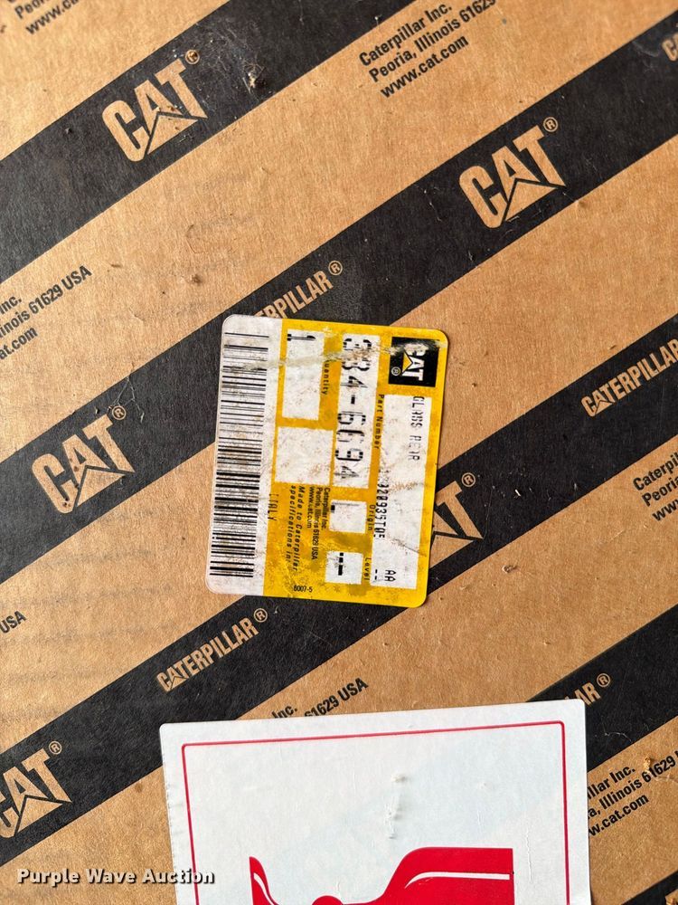 image for item FT8057 Caterpillar (2) Caterpillar glass windows