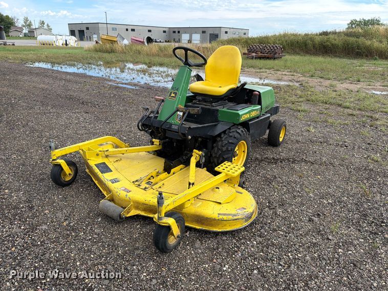 image for item FT8058 John Deere F935 lawn tractor