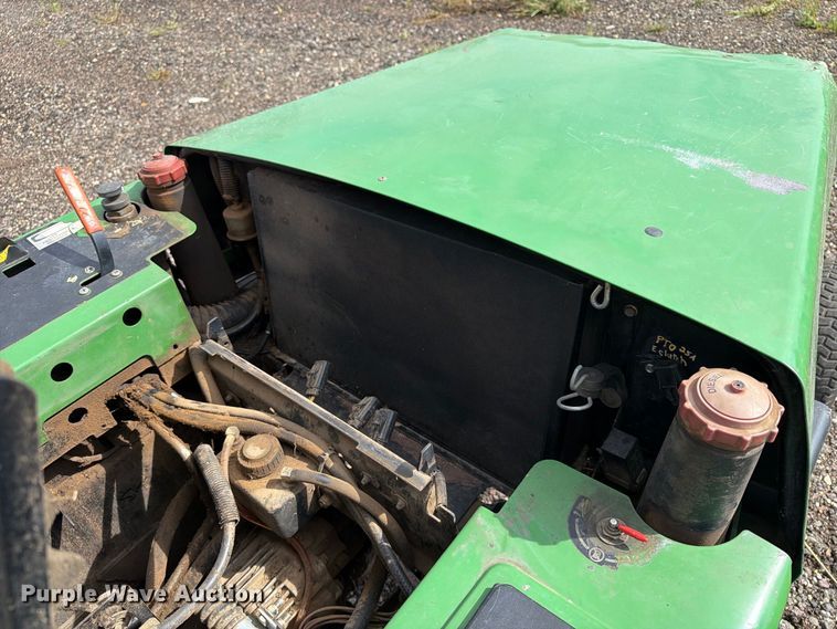 image for item FT8058 John Deere F935 lawn tractor