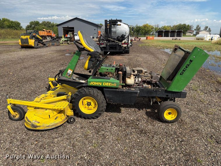 image for item FT8058 John Deere F935 lawn tractor