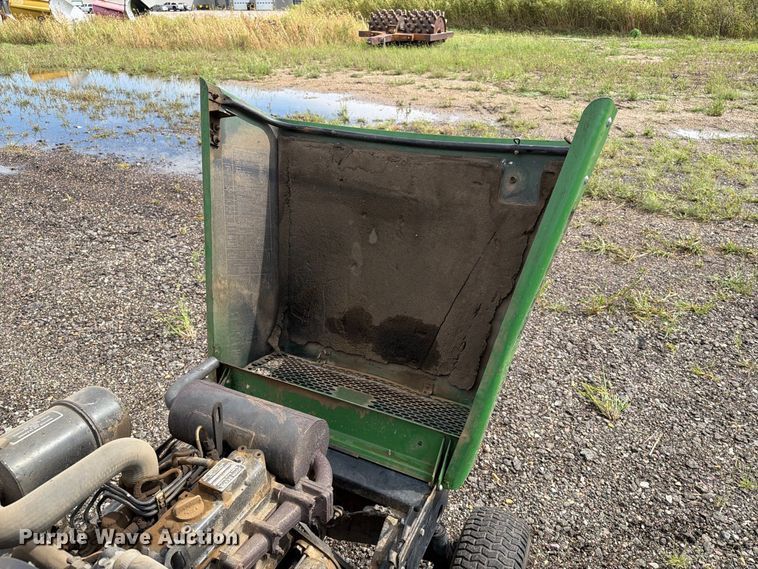 image for item FT8058 John Deere F935 lawn tractor
