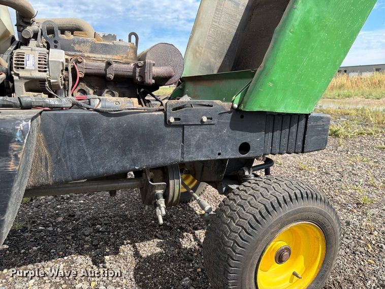 image for item FT8058 John Deere F935 lawn tractor