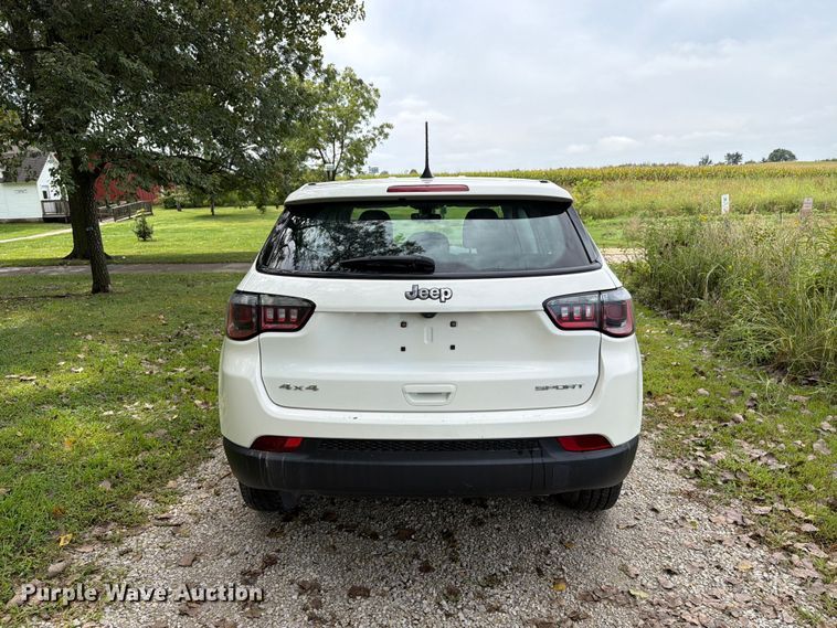 image for item FT8076 2021 Jeep Compass SUV