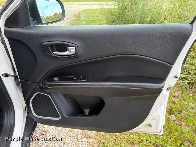 image for item FT8076 2021 Jeep Compass SUV