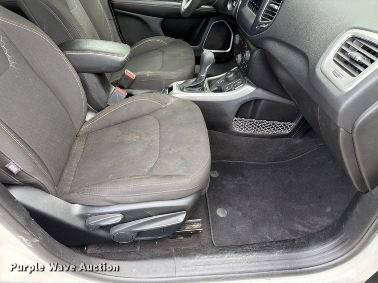 image for item FT8076 2021 Jeep Compass SUV