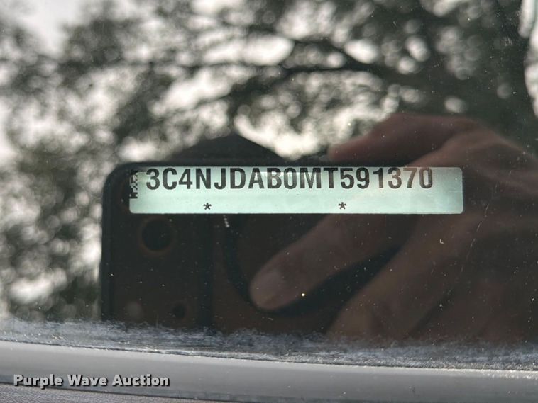 image for item FT8076 2021 Jeep Compass SUV