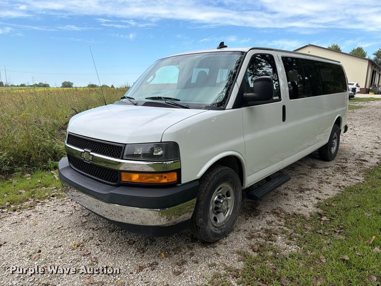 image for item FT8079 2018 Chevrolet Express 3500 van