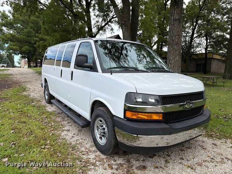 image for item FT8079 2018 Chevrolet Express 3500 van