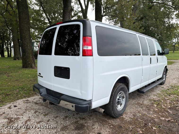 image for item FT8079 2018 Chevrolet Express 3500 van
