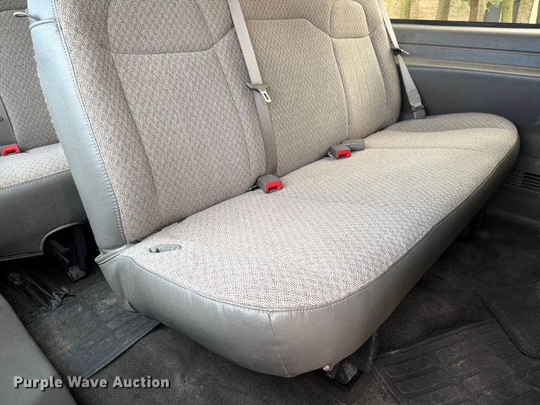 image for item FT8079 2018 Chevrolet Express 3500 van