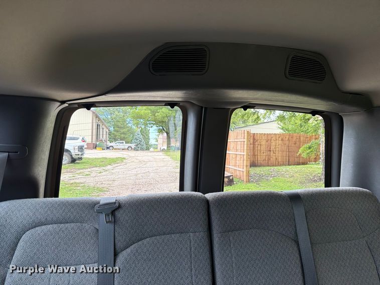 image for item FT8079 2018 Chevrolet Express 3500 van