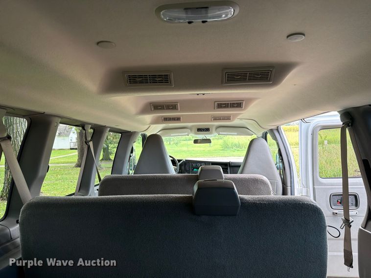 image for item FT8079 2018 Chevrolet Express 3500 van