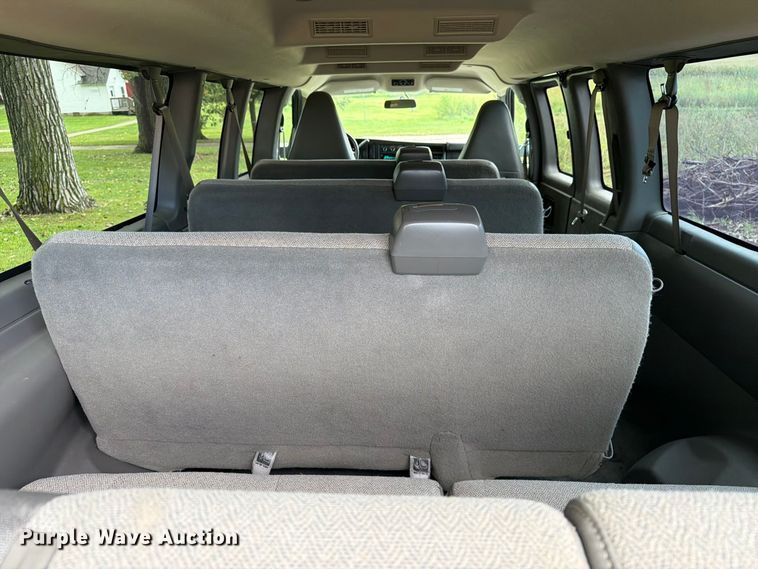 image for item FT8079 2018 Chevrolet Express 3500 van