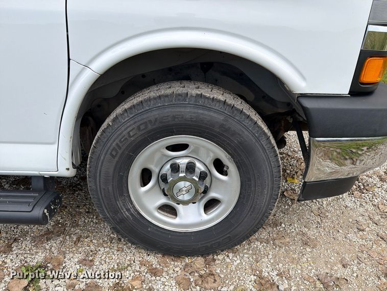 image for item FT8079 2018 Chevrolet Express 3500 van
