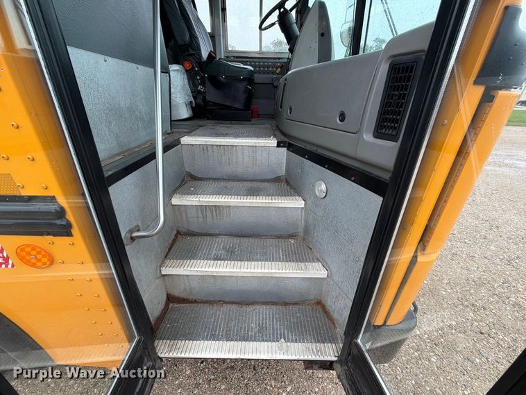 image for item FT8099 2012 Thomas Built HDX school bus