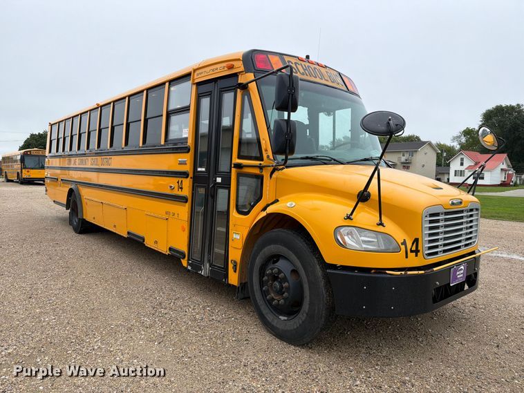 image for item FT8100 2014 Thomas Built B2 school bus