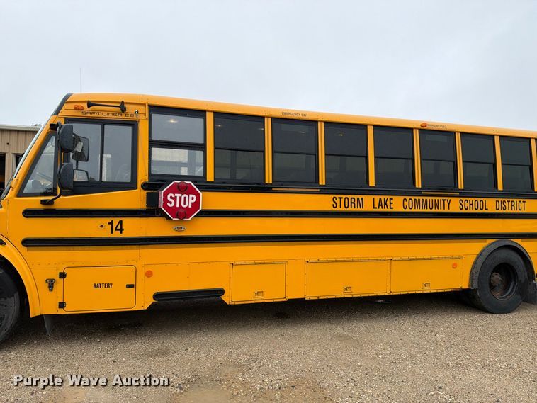 image for item FT8100 2014 Thomas Built B2 school bus
