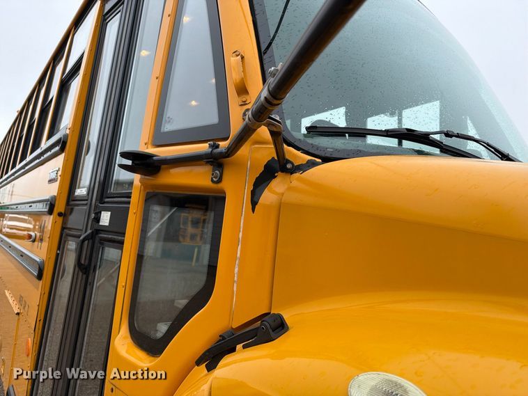 image for item FT8100 2014 Thomas Built B2 school bus