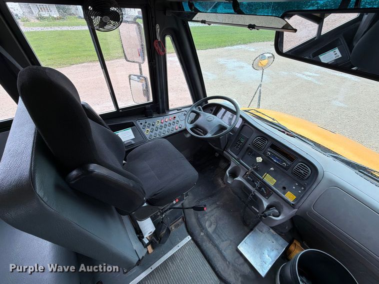 image for item FT8100 2014 Thomas Built B2 school bus
