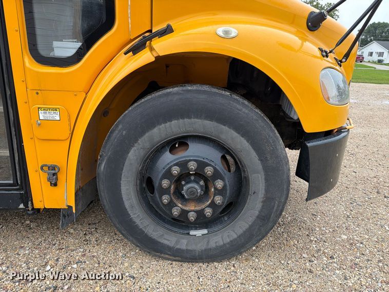 image for item FT8100 2014 Thomas Built B2 school bus