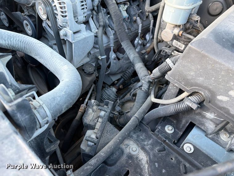 image for item FT8132 2010 GMC Sierra Crew Cab pickup truck