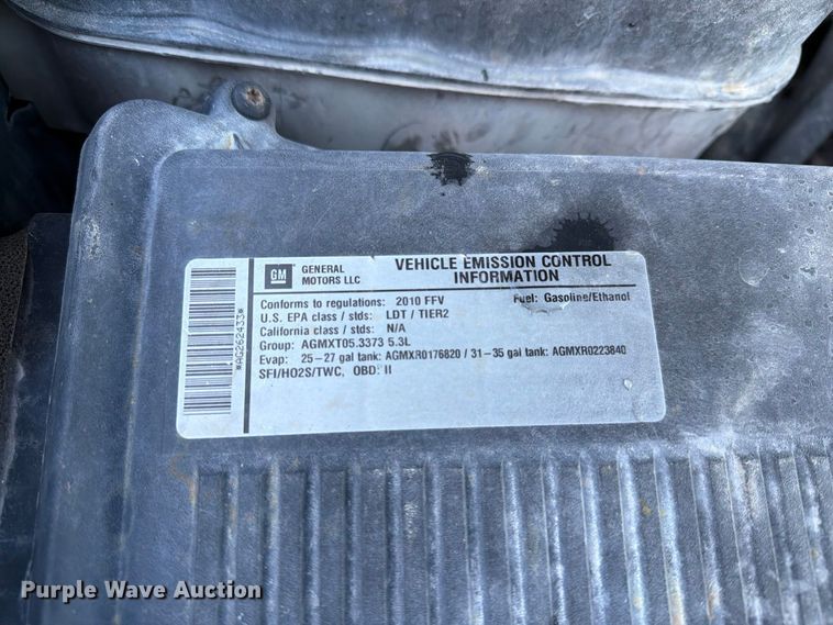 image for item FT8132 2010 GMC Sierra Crew Cab pickup truck