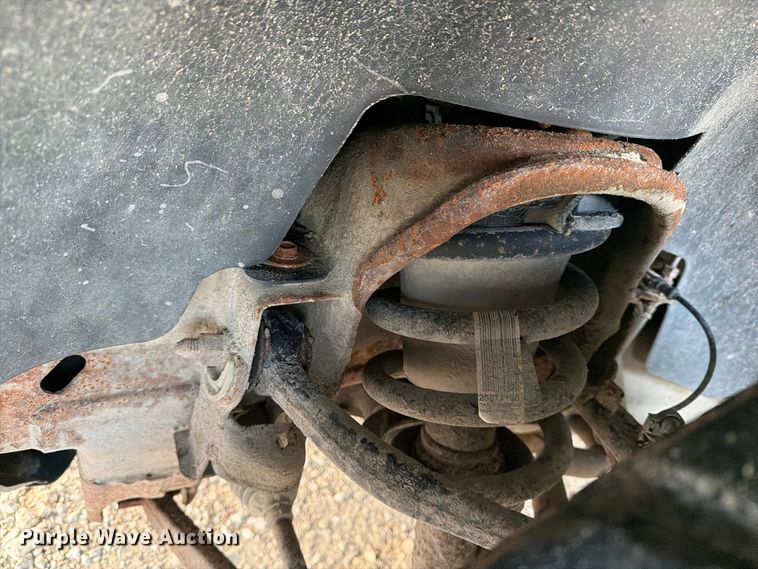image for item FT8132 2010 GMC Sierra Crew Cab pickup truck