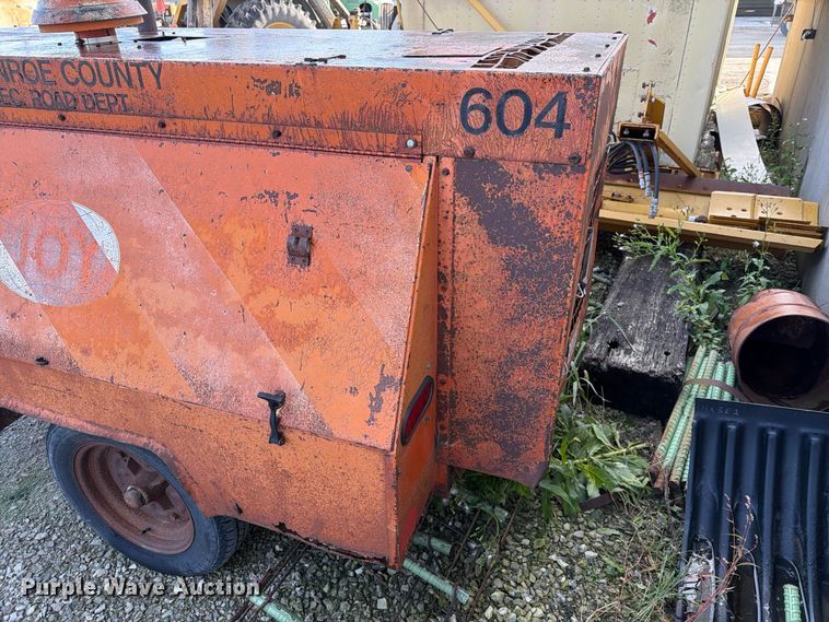 image for item FT8134 Joy Manufacturing D01850321A1EB air compressor
