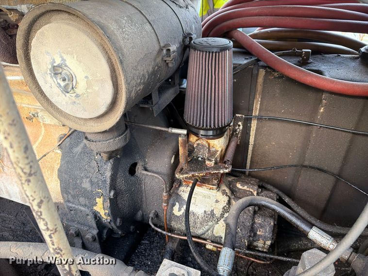 image for item FT8134 Joy Manufacturing D01850321A1EB air compressor