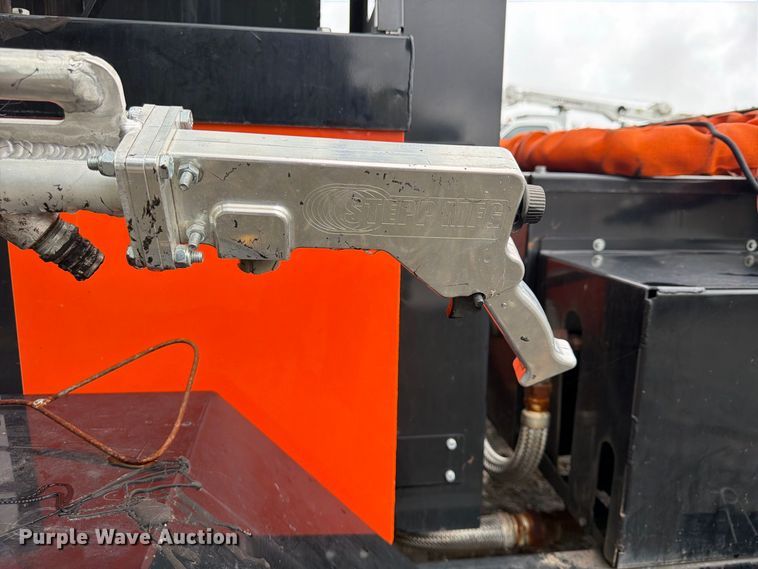 image for item FU4644 2021 Stepp MFG OJK-275 melter applicator