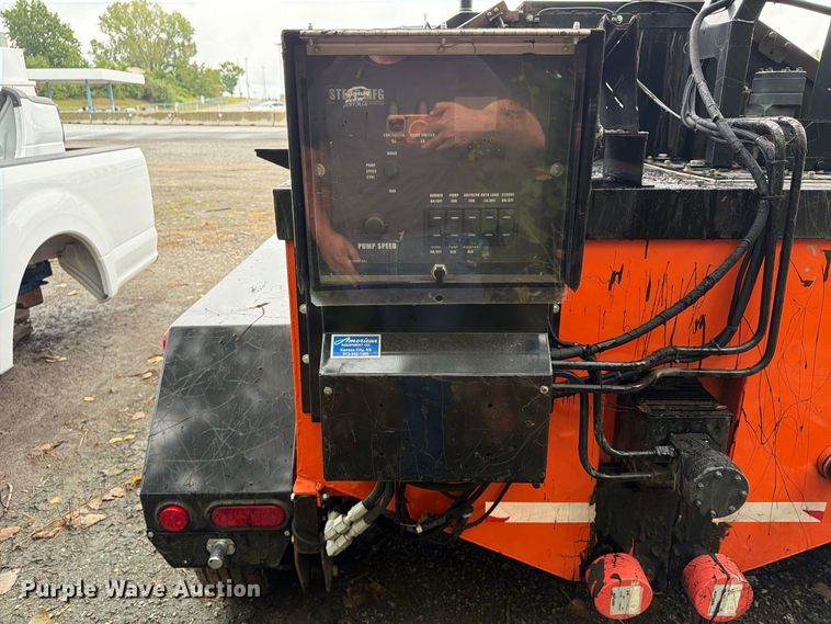 image for item FU4644 2021 Stepp MFG OJK-275 melter applicator