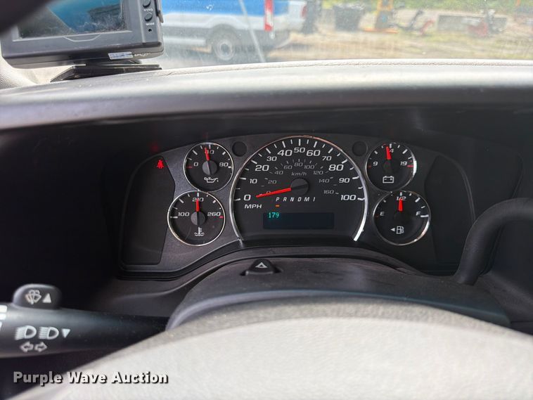 image for item FU4645 2016 Chevrolet Express 2500 van
