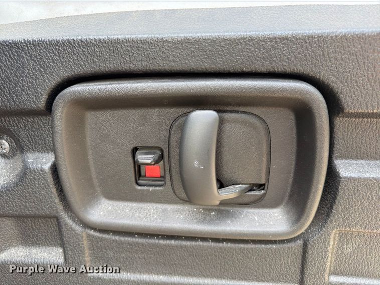 image for item FU4645 2016 Chevrolet Express 2500 van