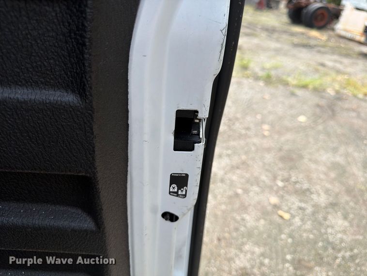 image for item FU4645 2016 Chevrolet Express 2500 van
