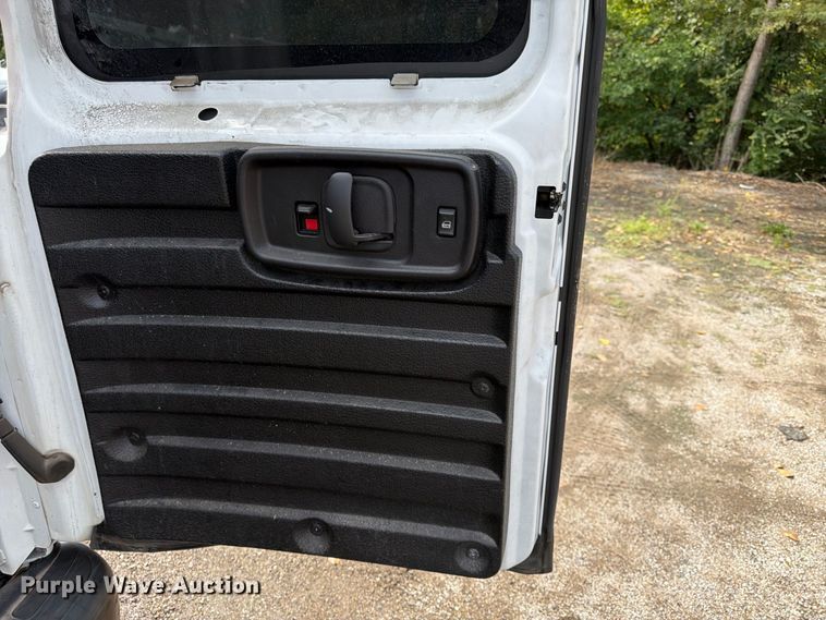 image for item FU4645 2016 Chevrolet Express 2500 van