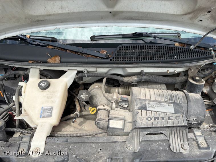 image for item FU4645 2016 Chevrolet Express 2500 van