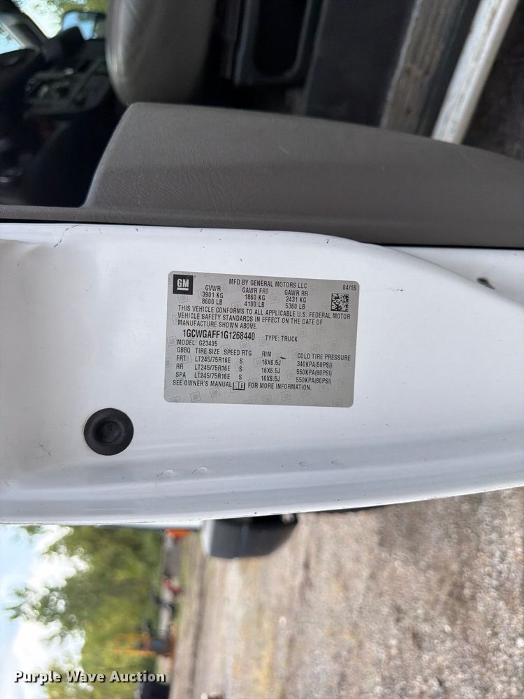 image for item FU4645 2016 Chevrolet Express 2500 van