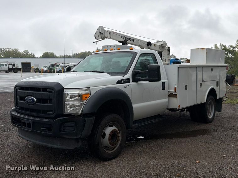 image for item FU4646 2016 Ford F450 utility / service truck