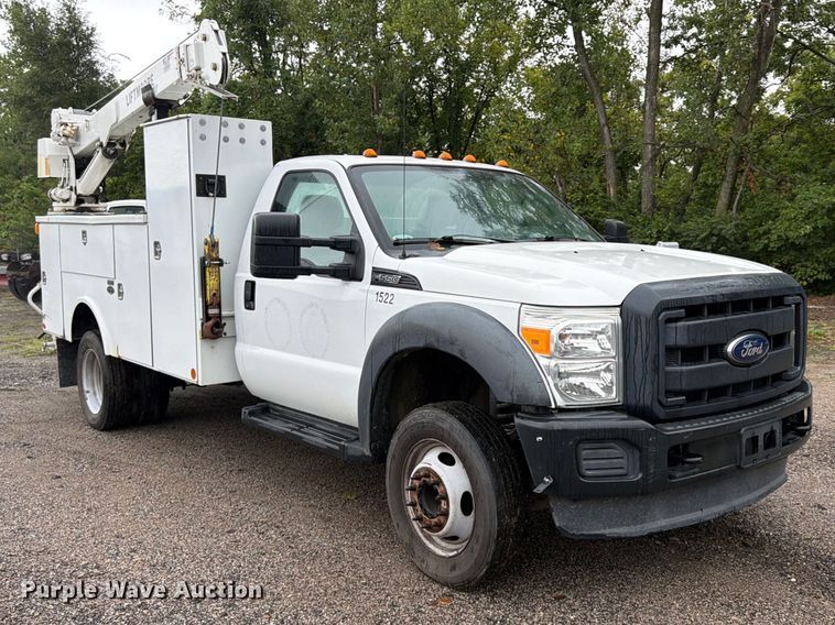 image for item FU4646 2016 Ford F450 utility / service truck