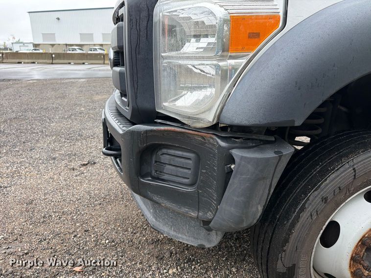 image for item FU4646 2016 Ford F450 utility / service truck
