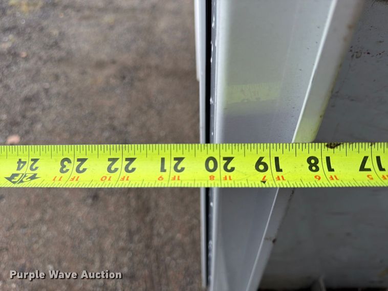image for item FU4646 2016 Ford F450 utility / service truck