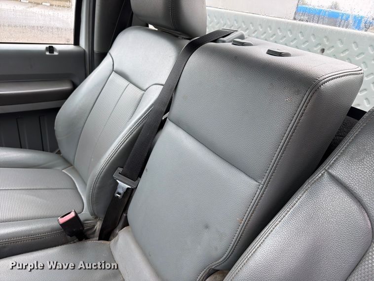 image for item FU4646 2016 Ford F450 utility / service truck