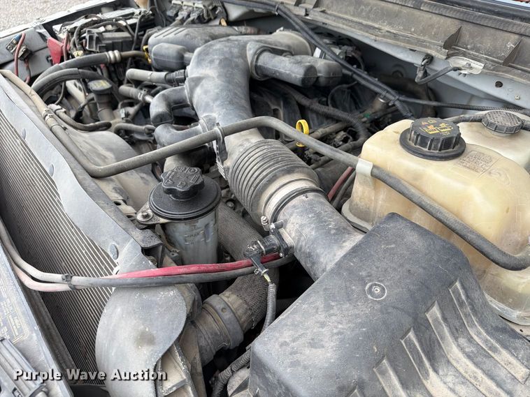 image for item FU4646 2016 Ford F450 utility / service truck